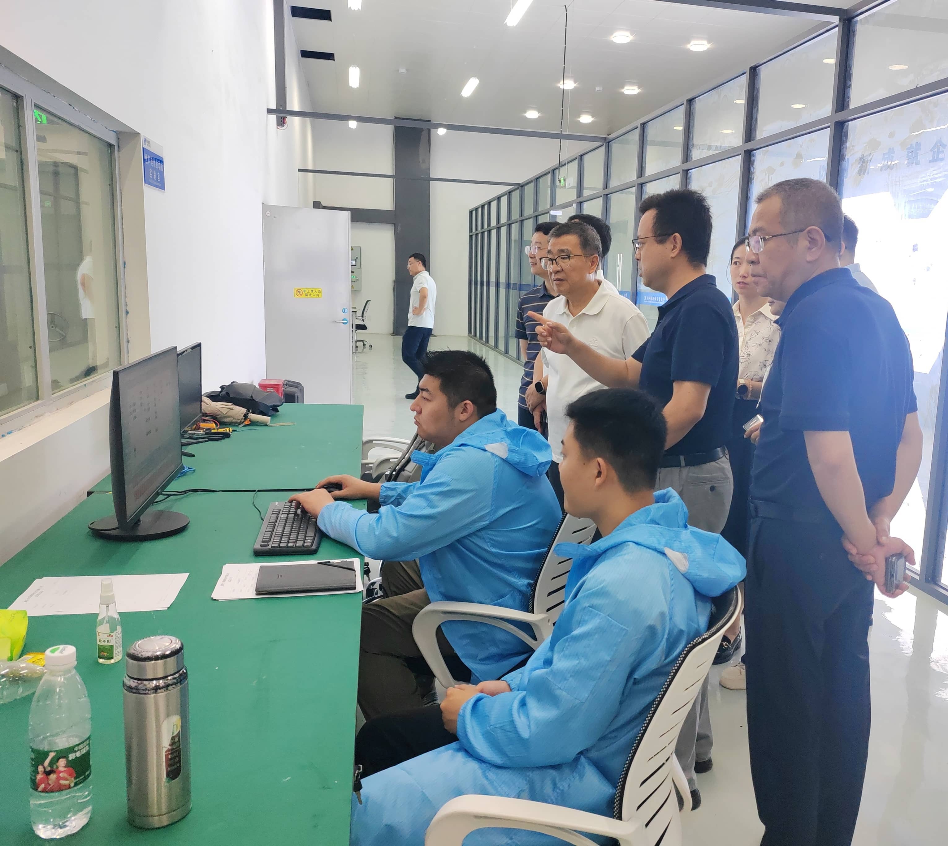 “十五五”規(guī)劃調(diào)研組來我院潼南氫能產(chǎn)業(yè)基地調(diào)研